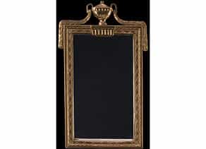Louis XVI-Spiegel mit goldenem Rahmen