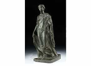 Weibliche Bronzestatue nach der Antike, „Flora Farnese“