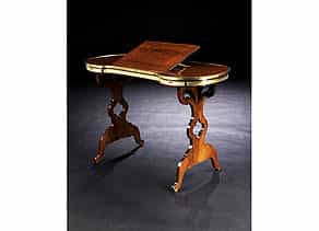 Kleiner Louis XVI-Schreibtisch, signiert “Oeben”