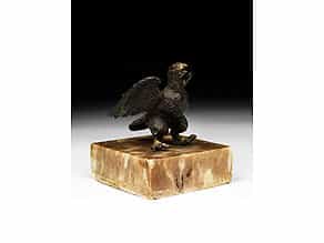 Bronzefigur eines Adlers