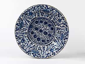 Persische Porzellanplatte