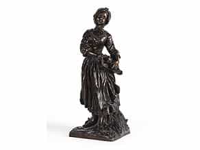 Bronzefigur eines Leierkasten spielenden Mädchens