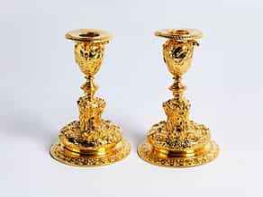 Paar silberne, vergoldete Kerzenstöcke im Louis XVI-Stil