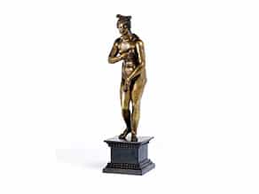 Bronzefigur einer nackten Venus