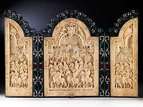 Bedeutendes Triptychon in Elfenbein, Silber, Email und Steinbesatz, dem Thema des römischen Kaisers Marc Aurel, 121 - 180 n. Chr., gewidmet