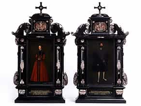 Paar ebonisierte Altarretabeln mit Gemälden eines Renaissance-Paares