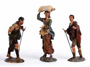 Gruppe von drei neapolitanischen Krippenfiguren