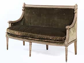 Grün gefasstes Louis XVI-Sofa