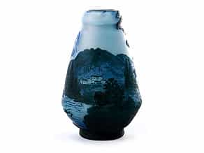 De Vez-Vase mit Gebirgssee