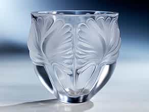 Lalique-Vase mit Blattdekor