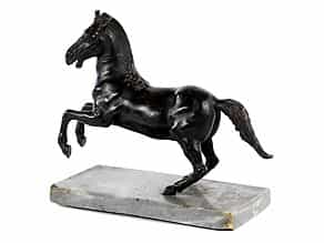  Bronzefigur eines Pferdes