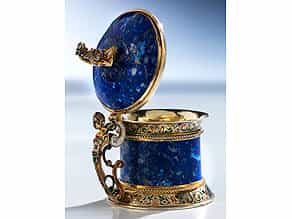 † Deckelkrüglein im Renaissance-Stil in Silber, vergoldet und Lapislazuli
