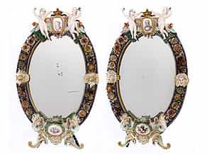  Paar ovale Porzellan-Spiegelrahmen