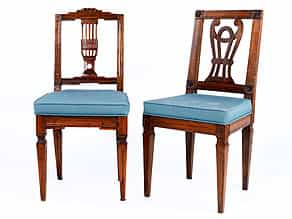  Zwei klassizistische Stühle