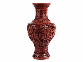  Große Schnitzlack-Vase