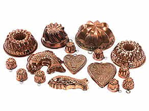  Konvolut von ca. 15 Back- und Pastetenmodeln in Kupfer