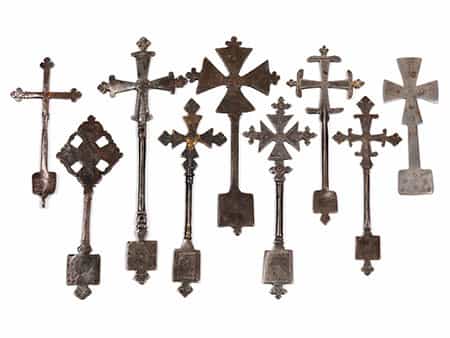 Konvolut von neun koptischen Kreuzen