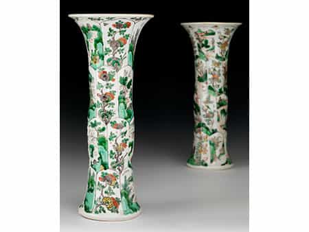 Paar Famille verte-Vasen