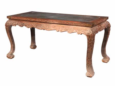 Chinesischer Tisch im Stil der Qing-Dynastie des 18. Jahrhunderts