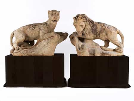  Paar imposante Löwen-Skulpturen