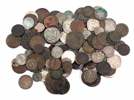  Über 135 Kleinmünzen