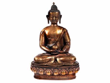  Große Buddhafigur in Bronze und Altvergoldung