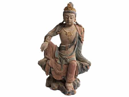  Chinesische Schnitzfigur einer sitzenden Guanyin