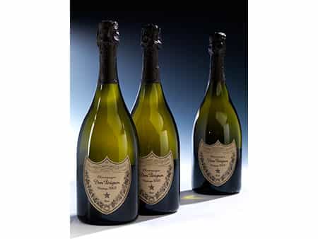 Drei Champagnerflaschen Dom Pérignon