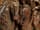 Detailabbildung: Flämische Schnitzfigurengruppe zweier Reiter mit einem Begleithund