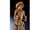 Detailabbildung: Elfenbeinfigur einer Marketenderin im Kostüm des 17. Jahrhunderts