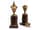 Detail images: Paar dekorative Kerzenständer in Vasenform in feuervergoldeter Bronze und Porphyr